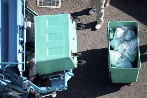 Community clean-up event in Southkensington